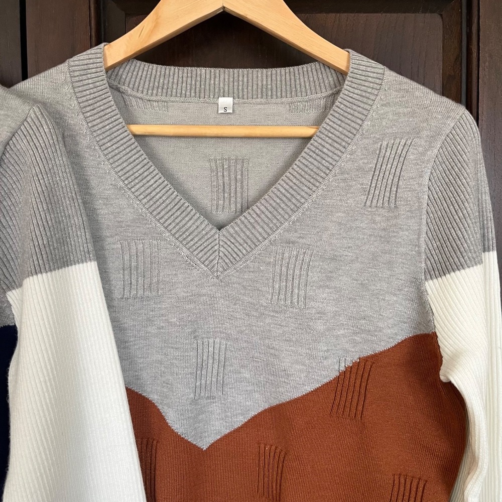 AMAZON VNeck Sweater Lot of 2 Womens S Gray Ivory Navy Rust Classic Work Staple - Picture 3 of 7